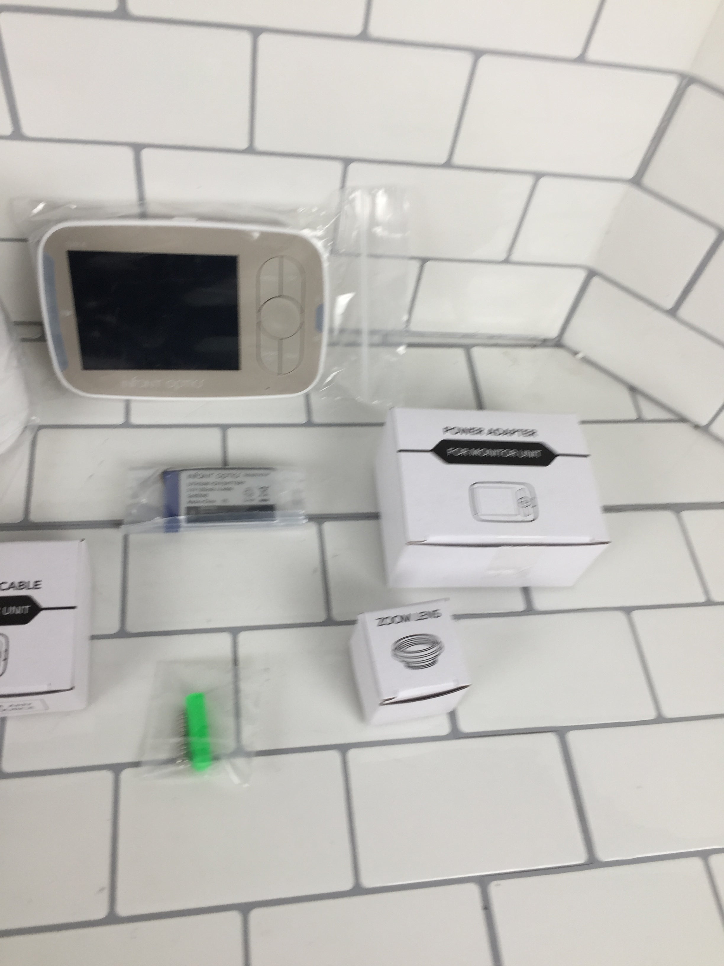 Infant Optics DXR8 Video Baby Monitor with Interchangeable Optical Le