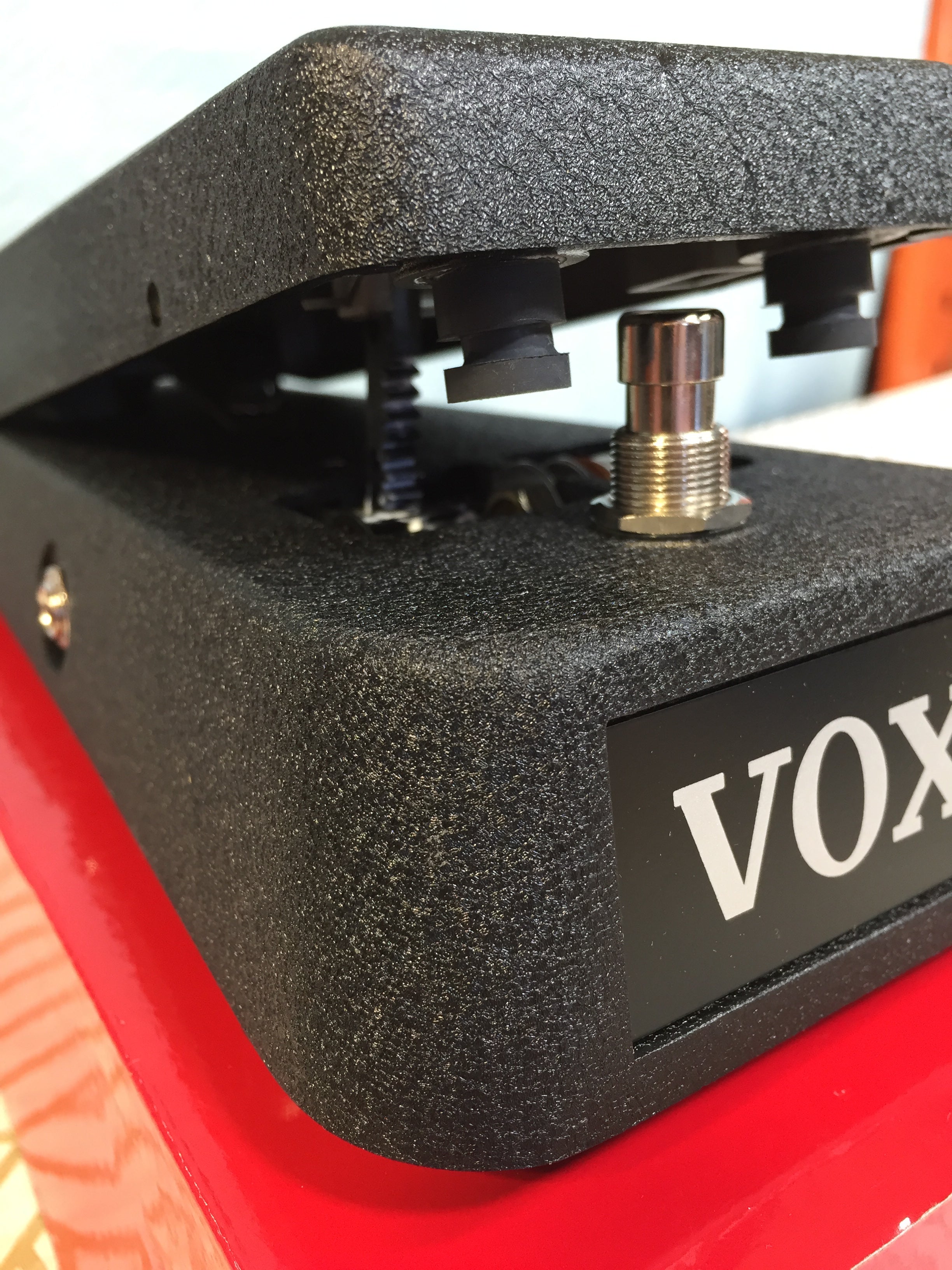 VOX V845 Classic Wah Wah Guitar Effects Pedal (7932563751150)