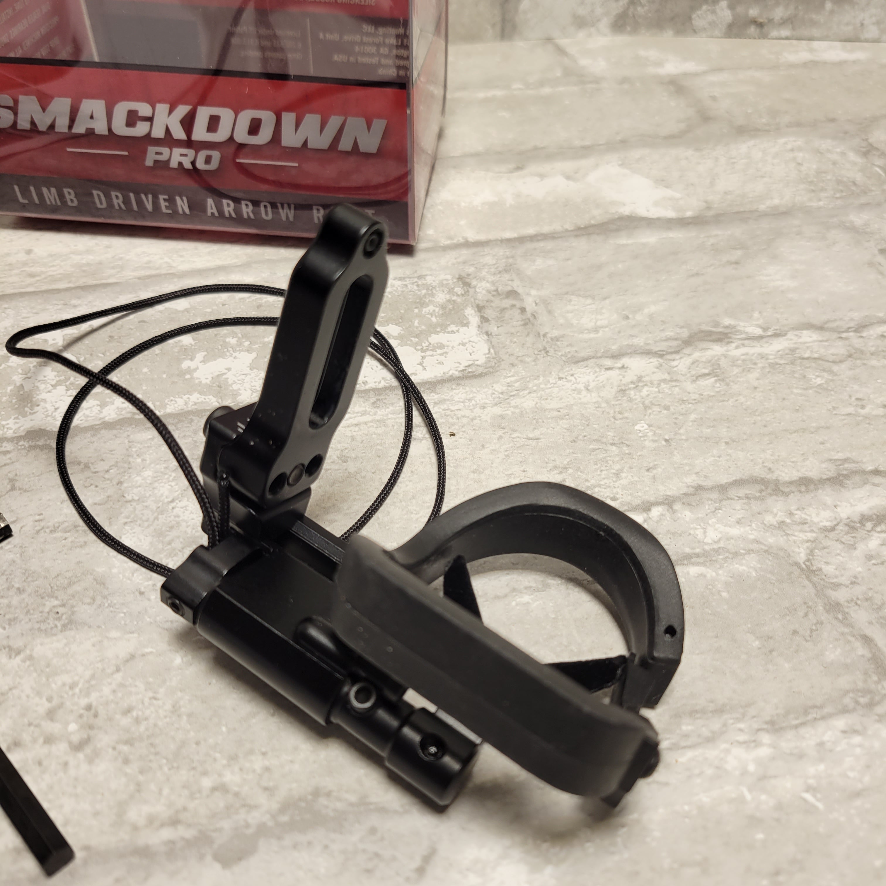 Trophy Taker Arrow Rest Smackdown Pro Drop-Away Rh T3200 (8004021125358)