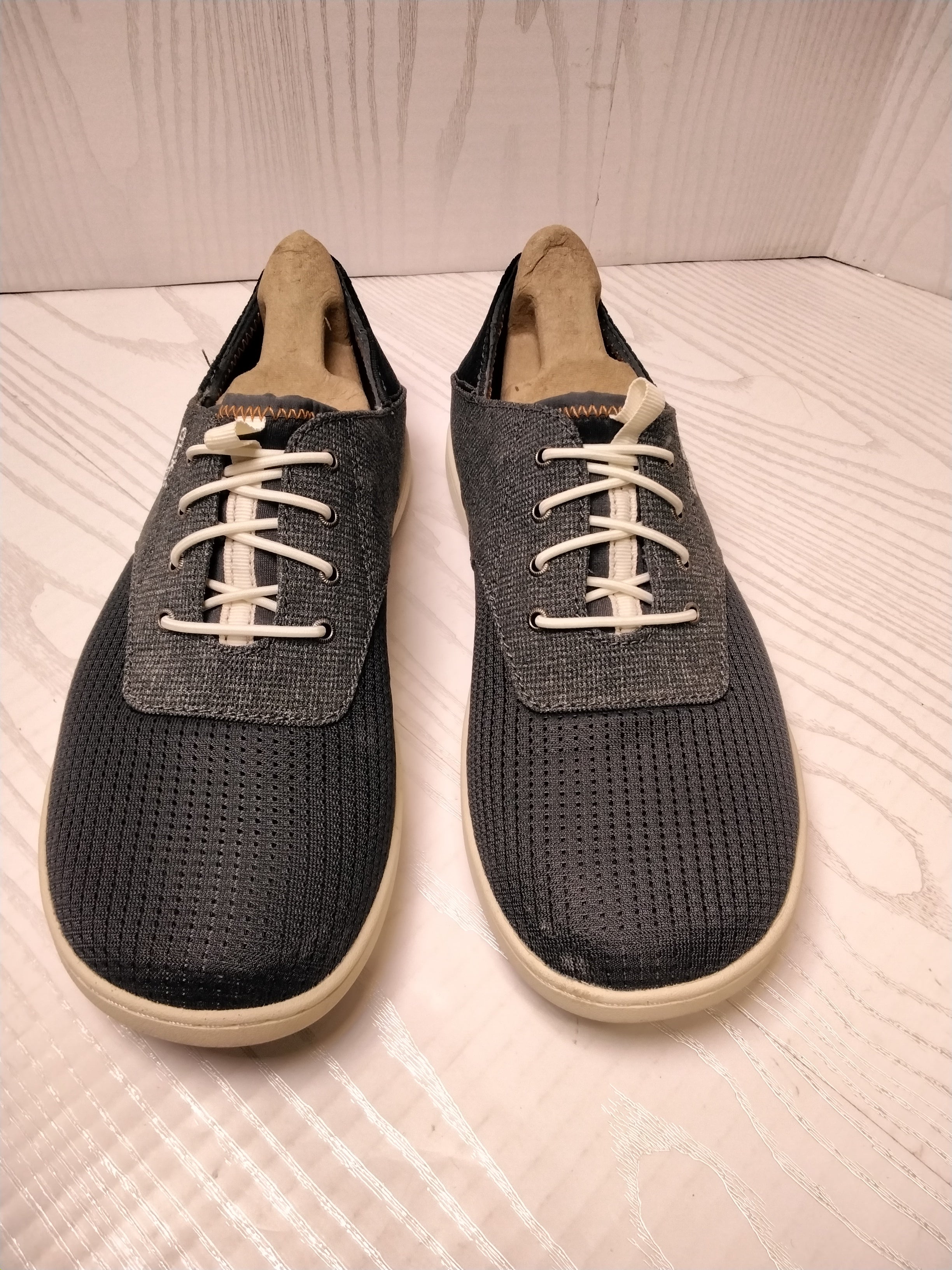 OLUKAI Men's Sneaker, Size 7 (7774358438126)