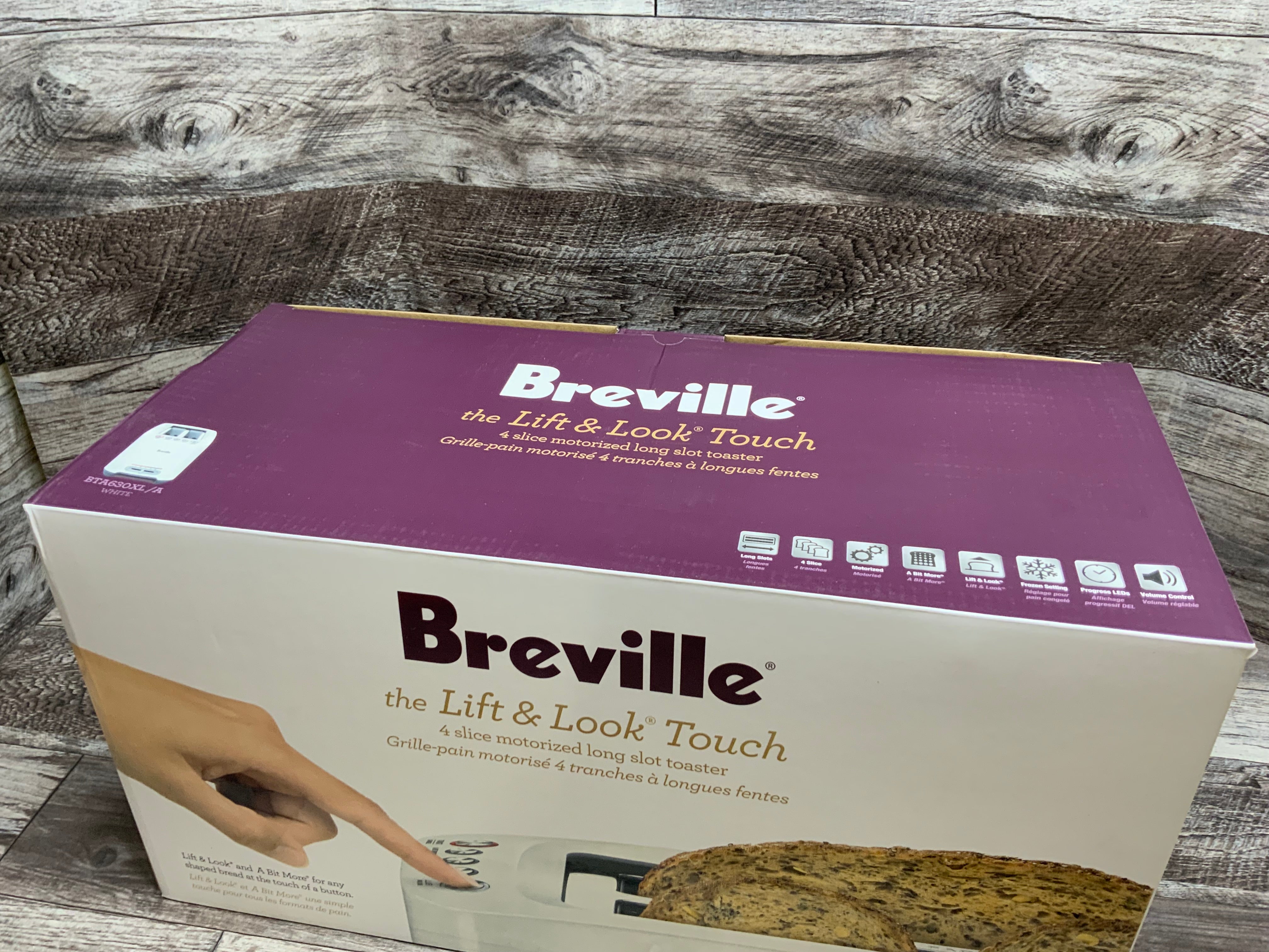 Breville Lift & Look 4 Slice Long Slot Toaster White - BTA630XL (8076249628910)