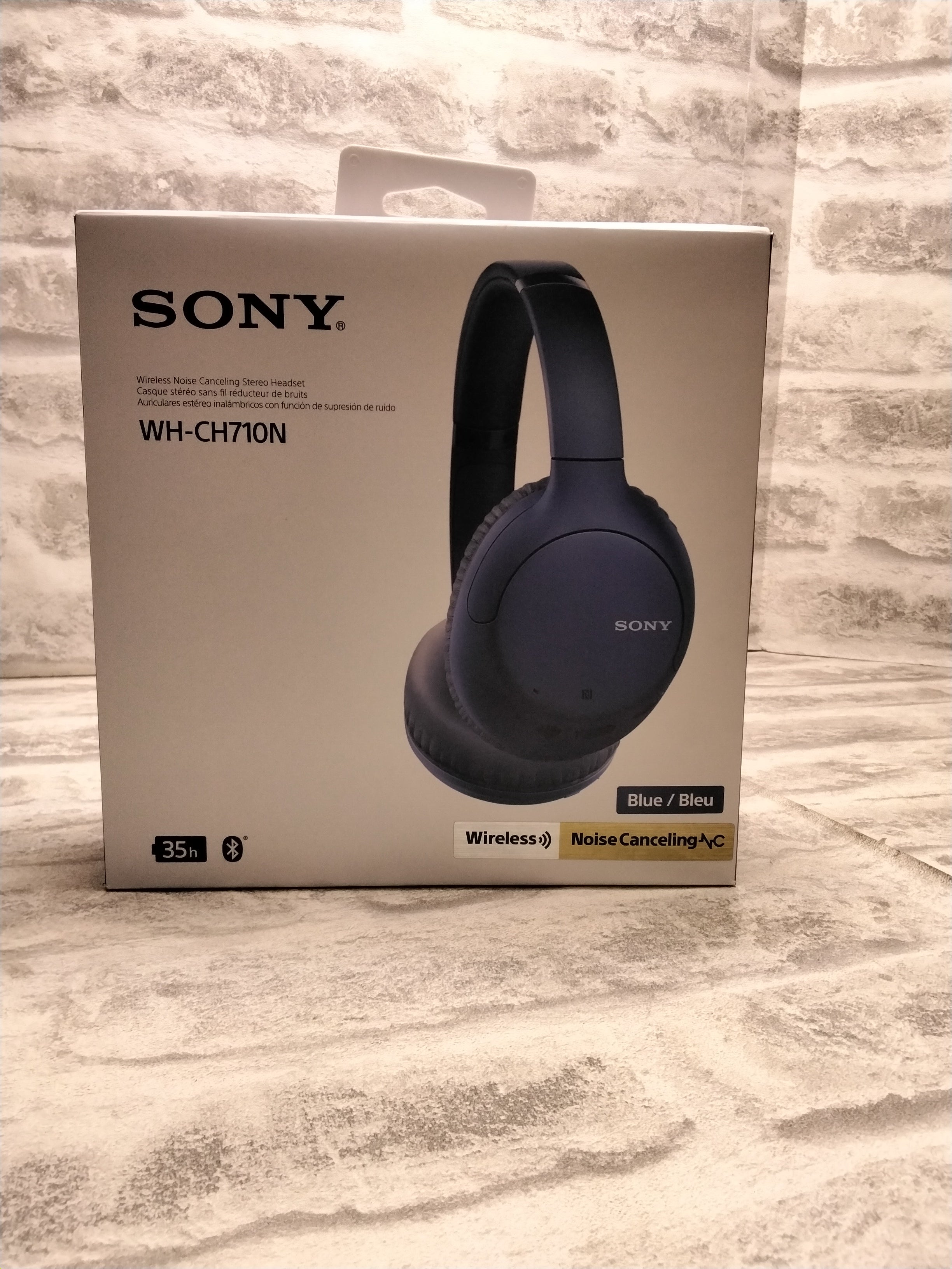 Sony Noise Cancelling Headphones WHCH710N: Bluetooth Headset with Mic, Blue (7679193121006)