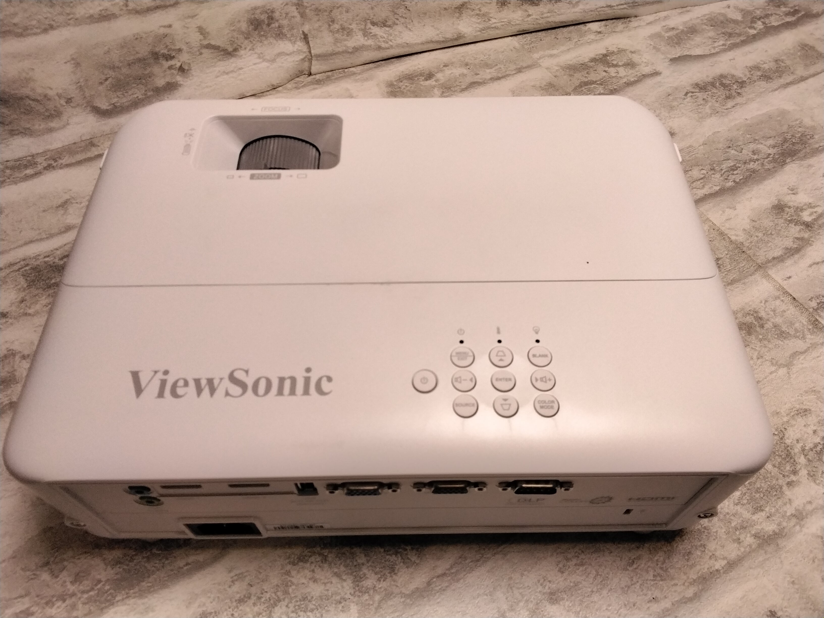 ViewSonic PX701HD 1080p Projector, 3500 Lumens, Vertical Lens Shift, Dual HDMI (7619900145902)