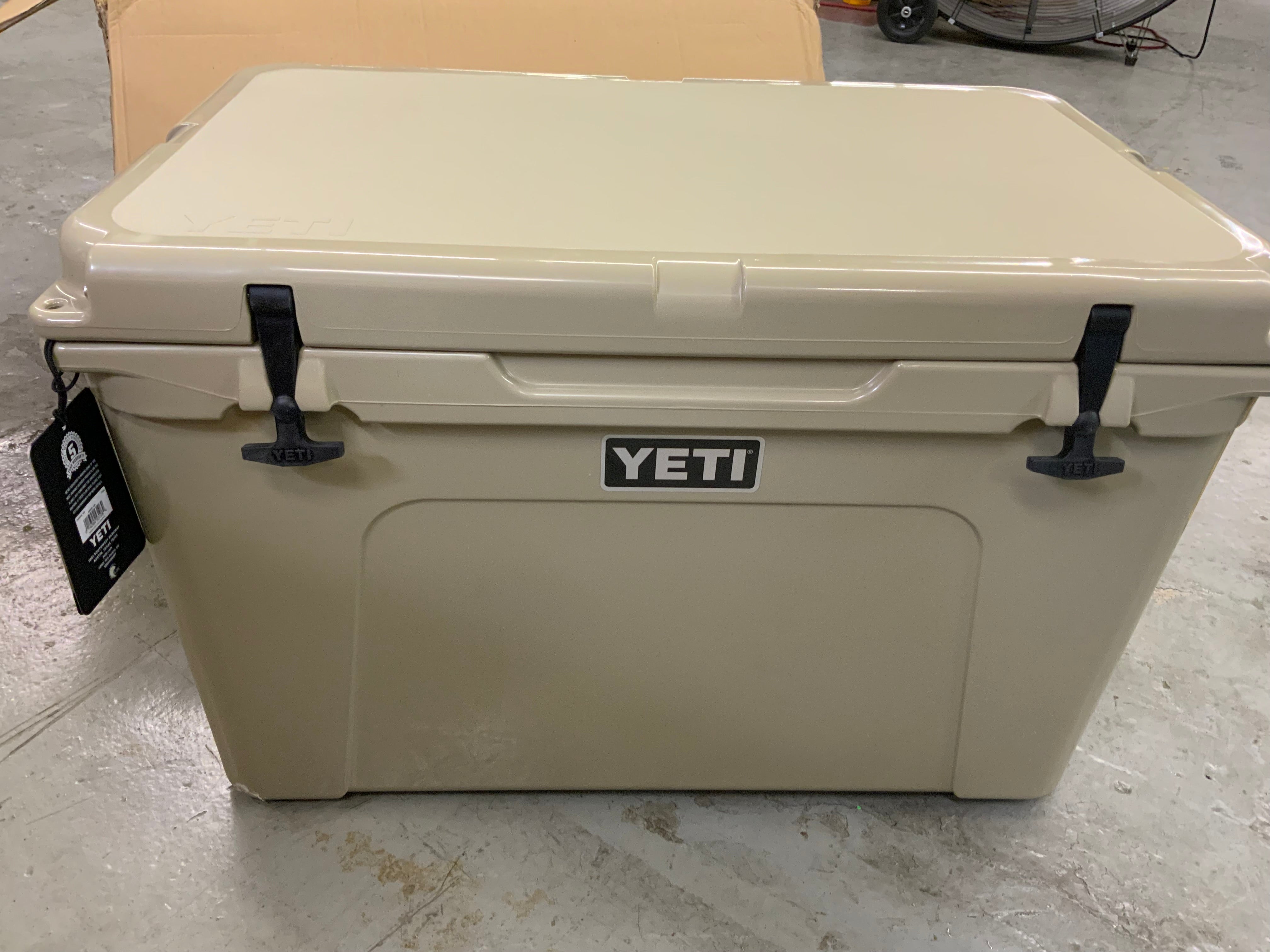 YETI Tundra 105 Cooler (Desert Tan) (8098514665710)