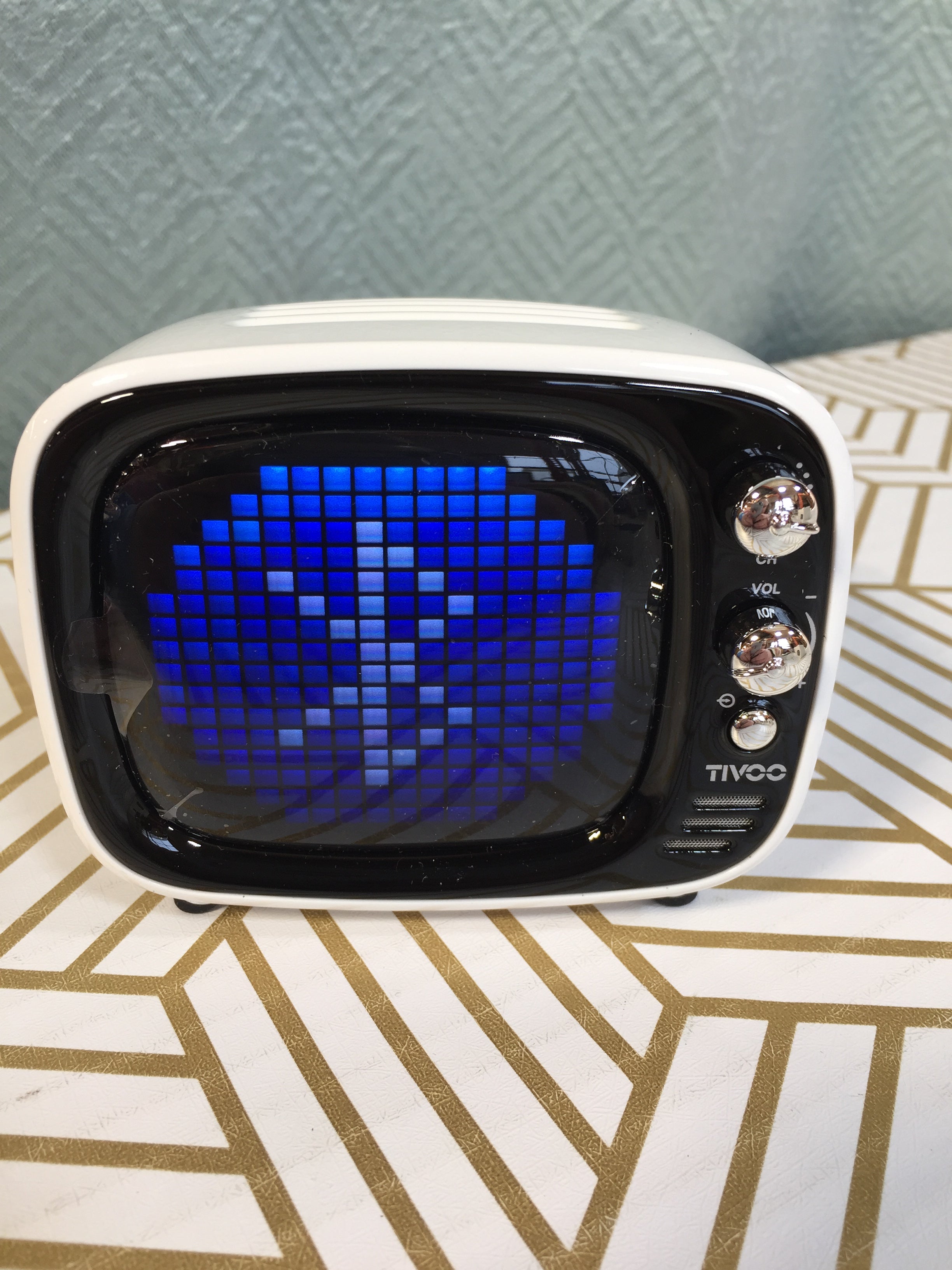 Tivoo Smart Pixel-Art Bluetooth Speaker (White) - OPEN BOX - *TESTED* (7688088387822)