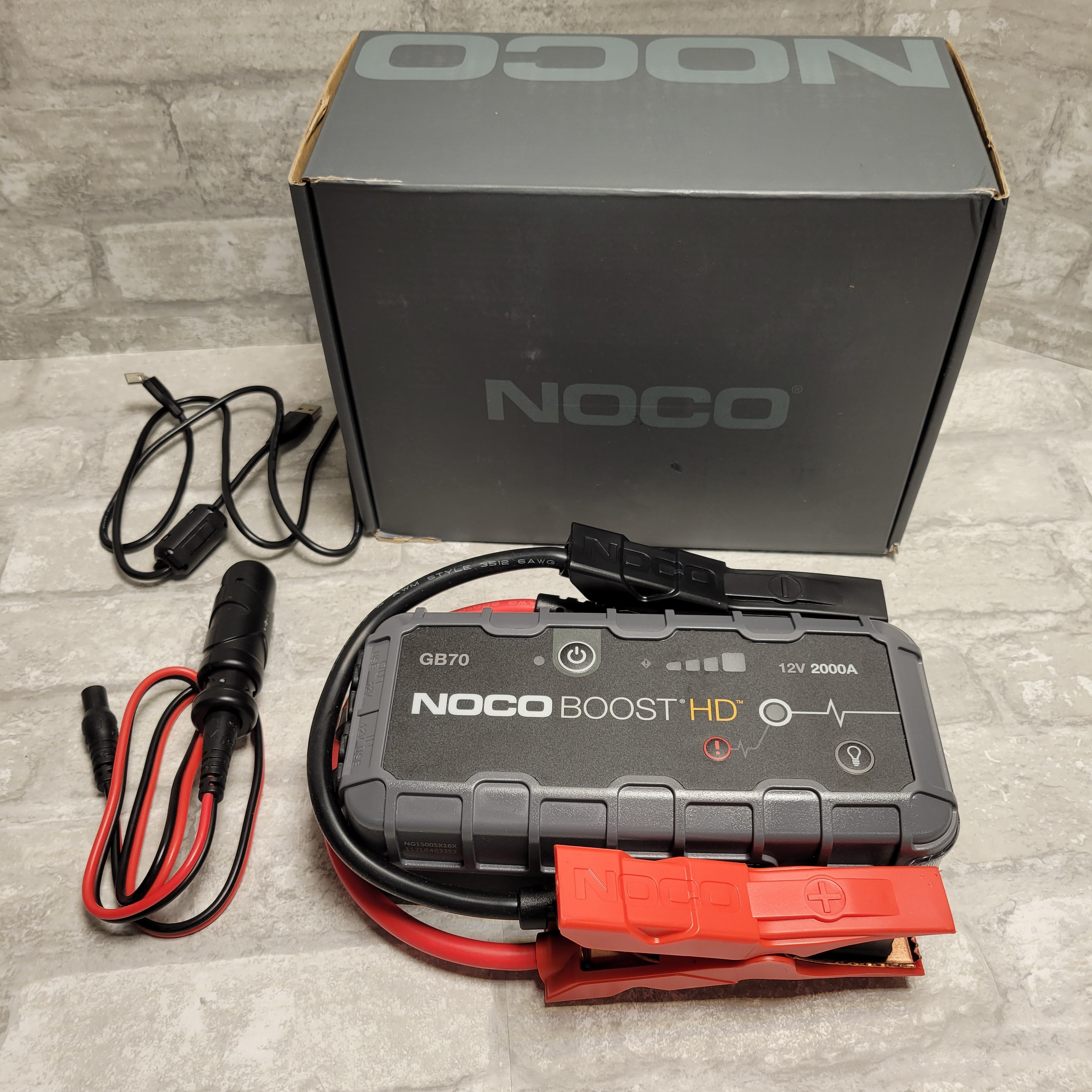 NOCO Boost HD GB70 2000 Amp 12-Volt UltraSafe Lithium Jump Starter *READ* (8045397016814)