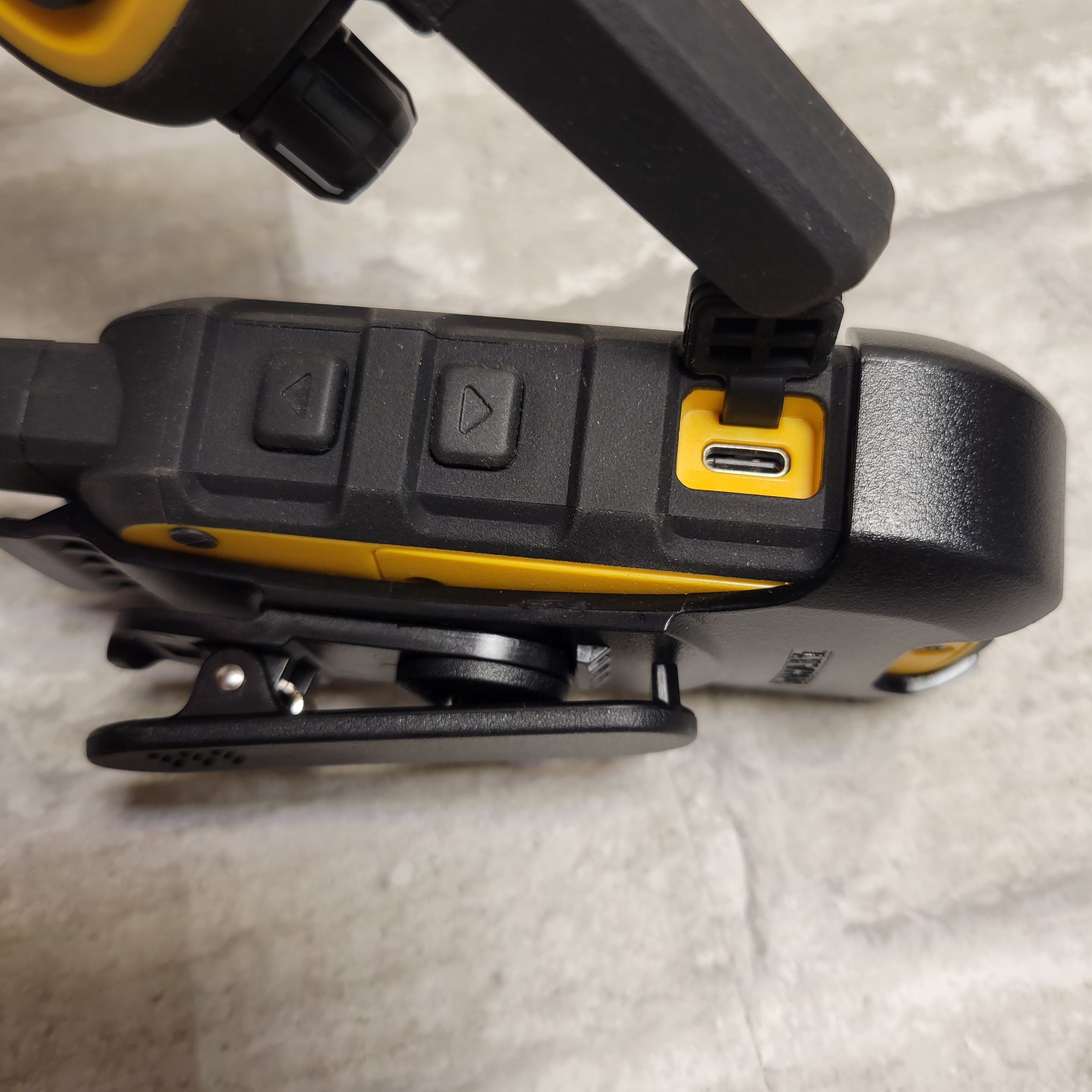 DEWALT HeavyDuty IP67 22Channel WalkieTalkie, Set of 2