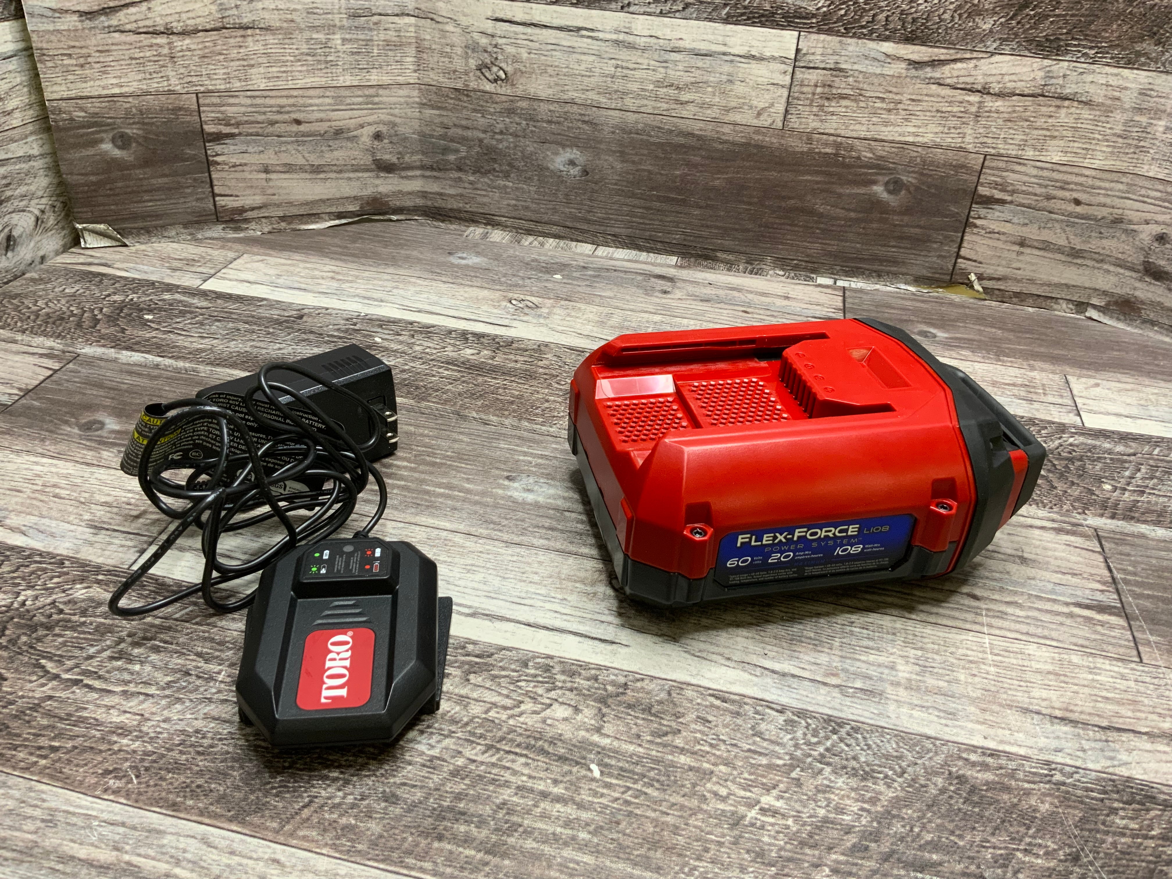 Toro 60-Volt Max Electric Brushless Cordless Leaf Blower **FAULTY BATTERY** (8135985266926)