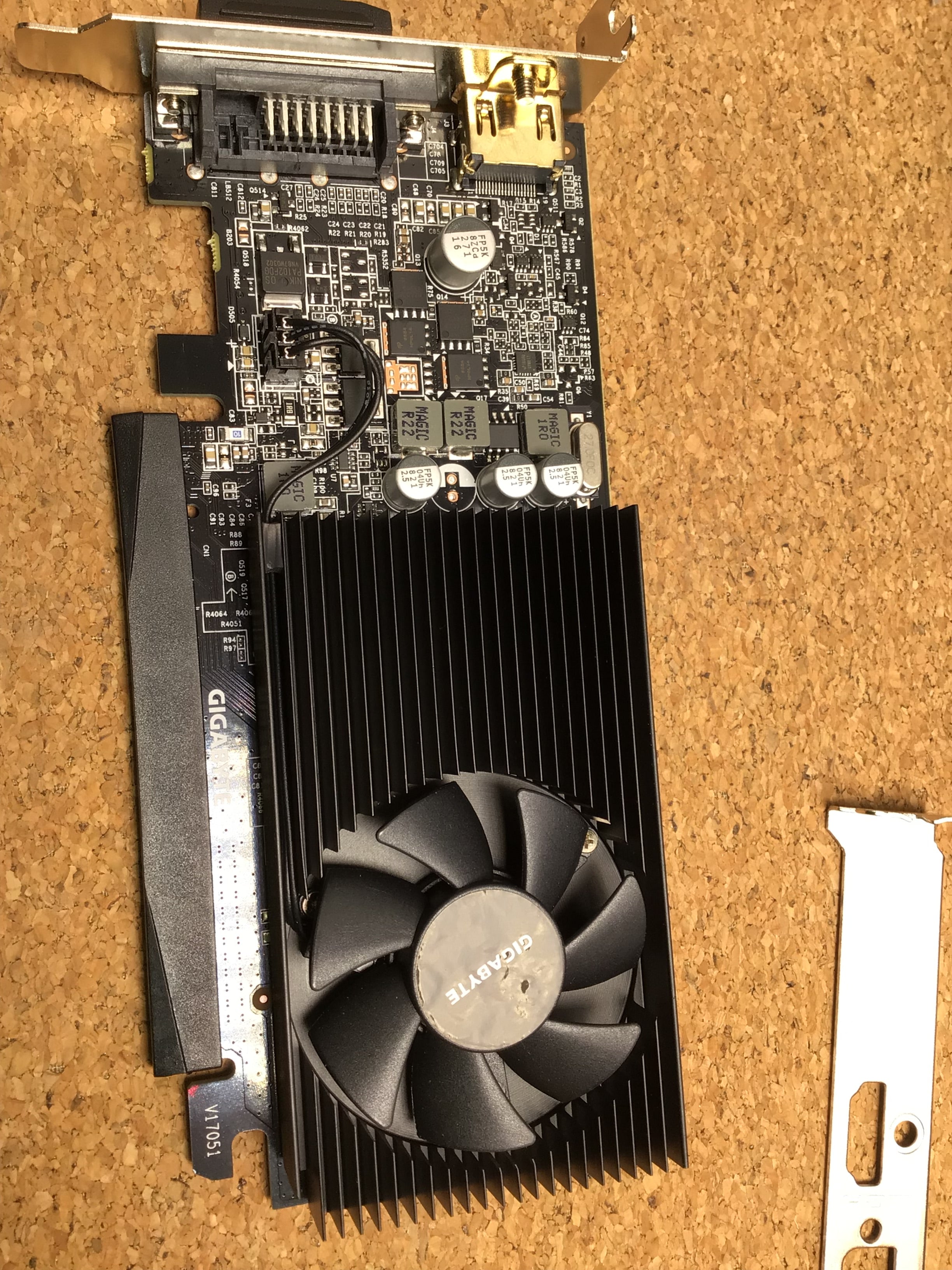 Gigabyte GeForce GT 1030 GV-N1030D5-2GL  Computer Graphics Card/FOR PARTS (7829422375150)