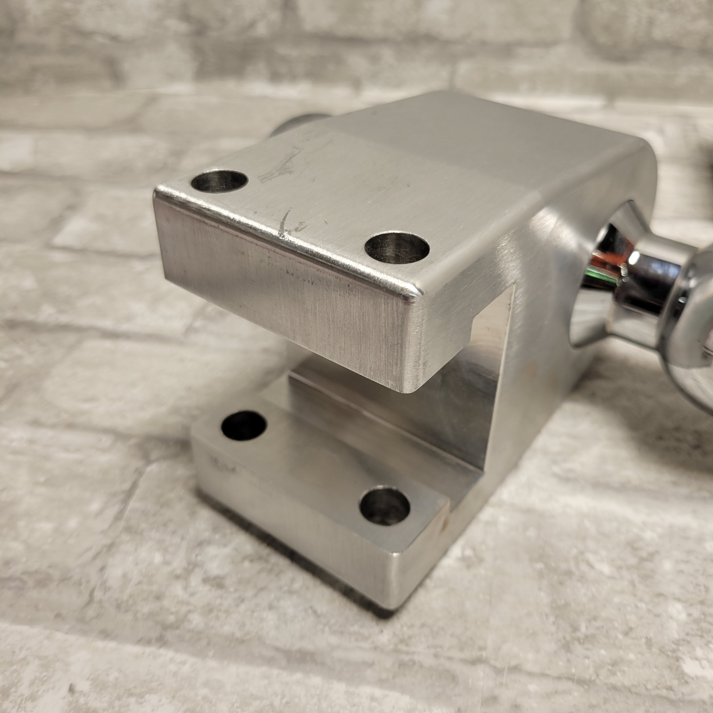 Weigh Safe CTB6-3 180° Adjustable 6