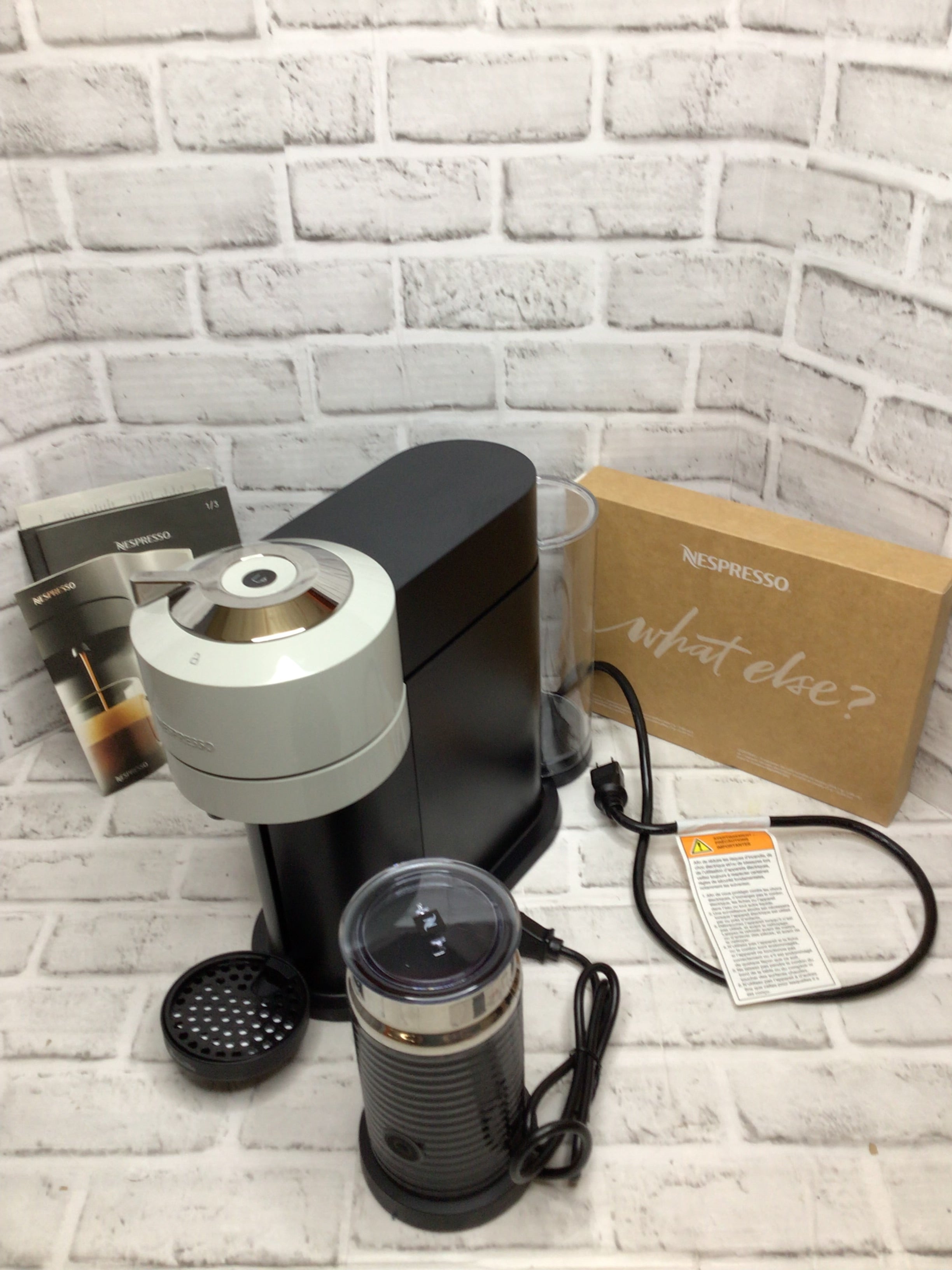 Breville Nespresso Vertuo Next & Aeroccino3 Gray Sample Pods **OPEN BOX** (8148818559214)