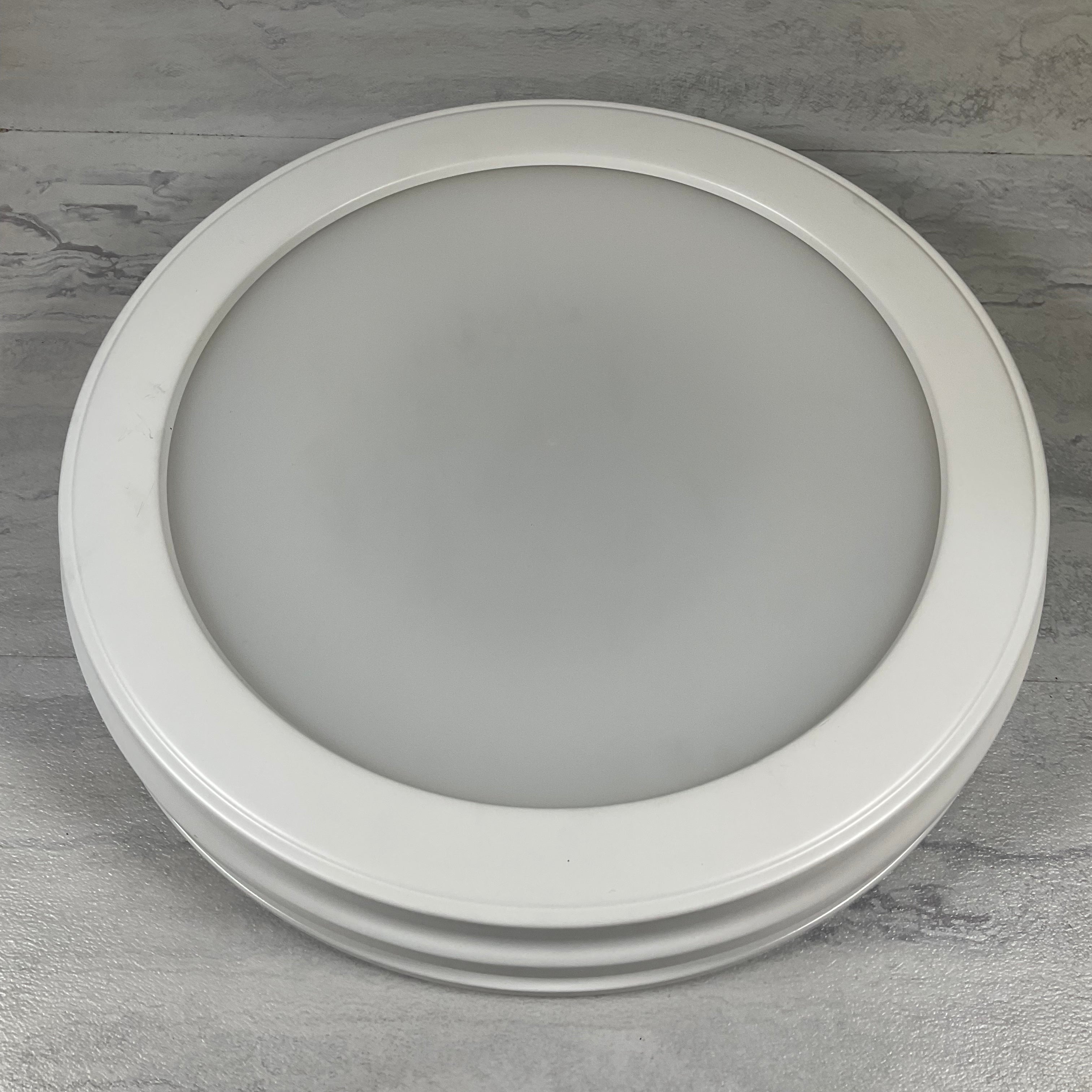 Broan-NuTone White 110 CFM Ceiling Humidity Sensing Bathroom Exhaust Fan (7007793381559)