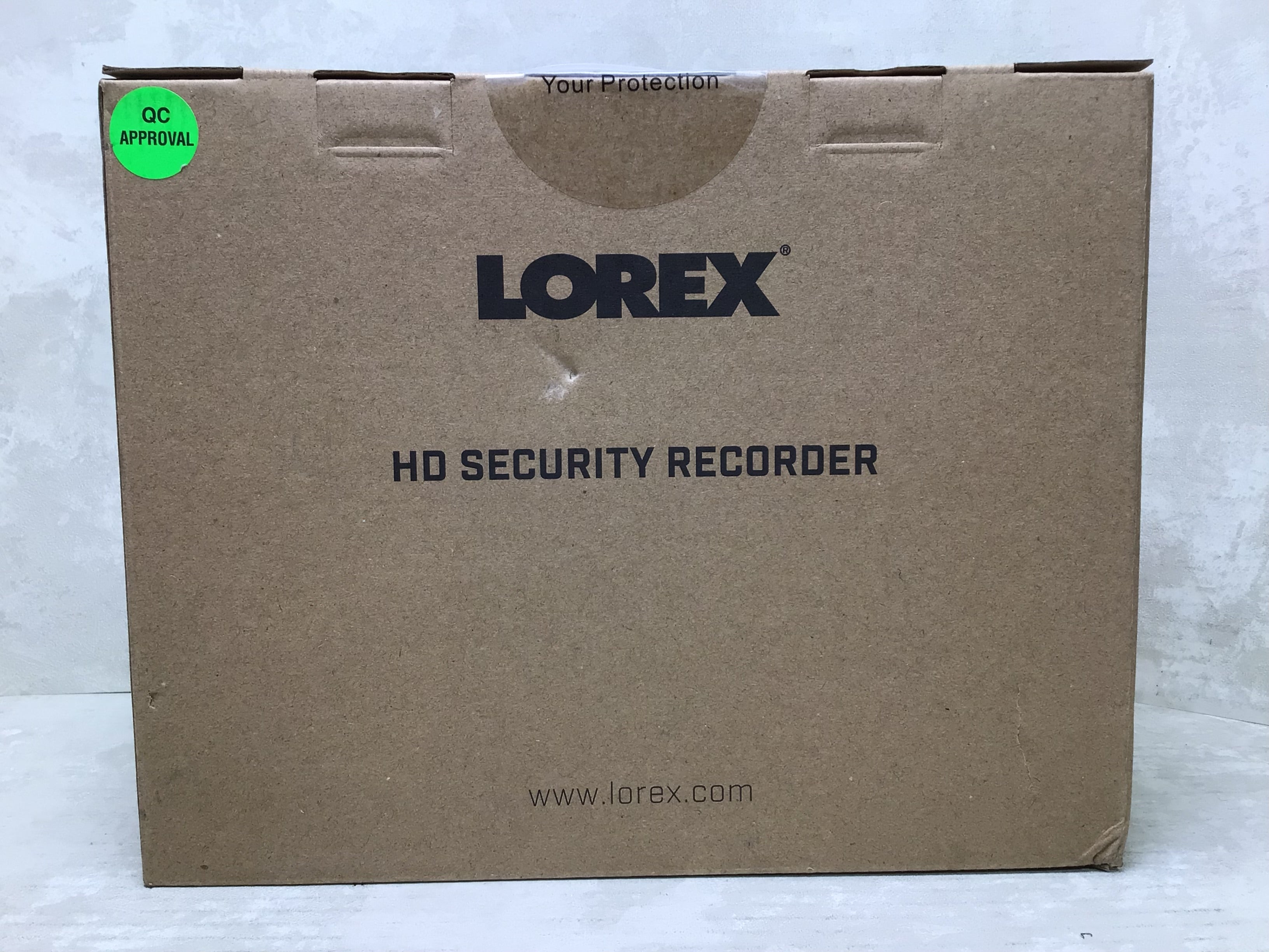 Lorex LHWF1006T1 Series 1080p HD Wireless Recording System, 6 channel, 1 TB HDD (7694402846958)